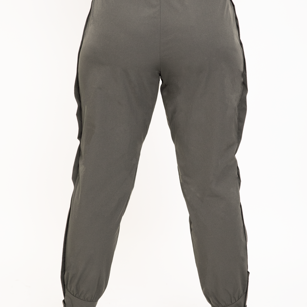 
                      
                        SIERRA FULL ZIP PANT-Storm Grey
                      
                    