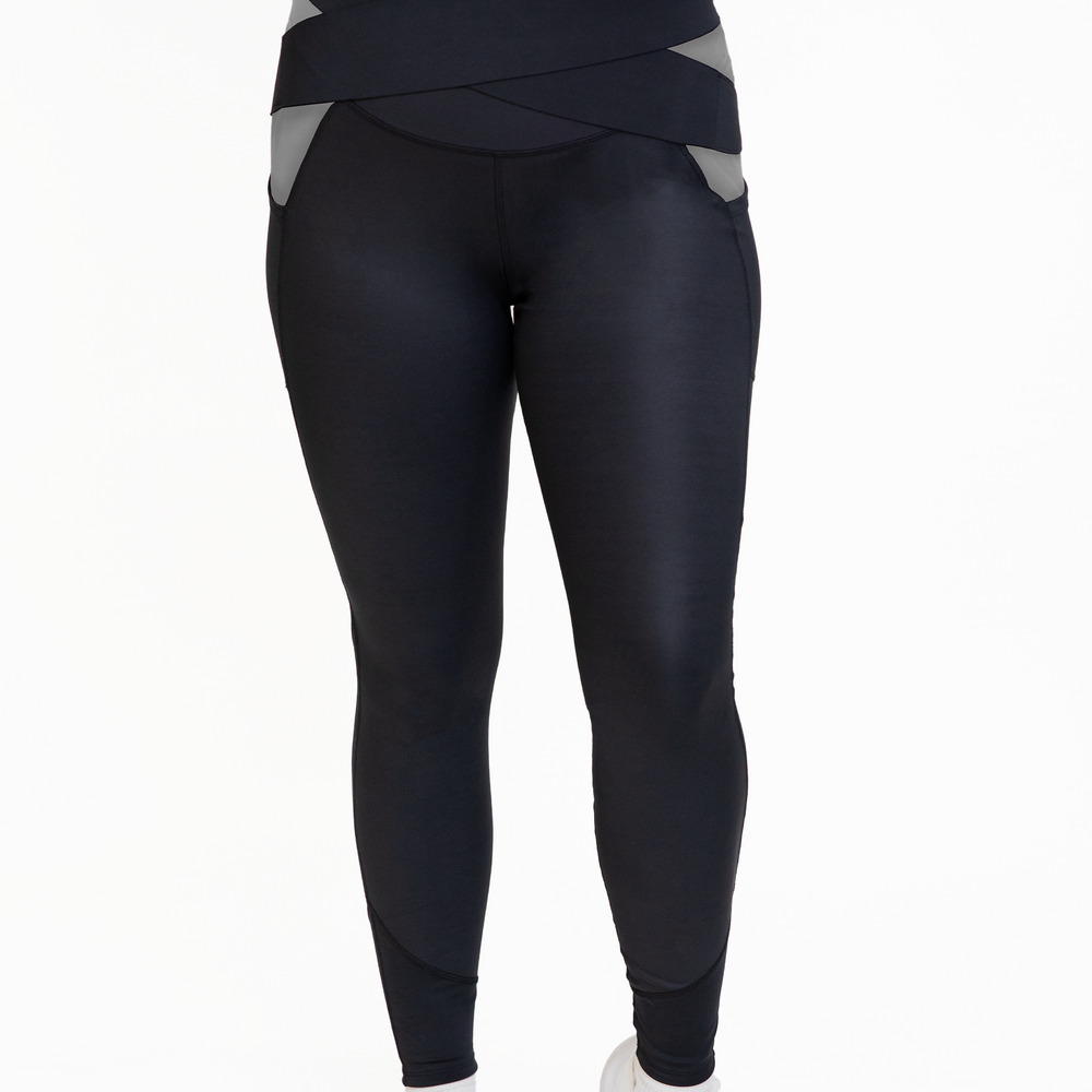 
                      
                        PRAGUE TRAIN STRONG LEGGING-Endurance Black
                      
                    