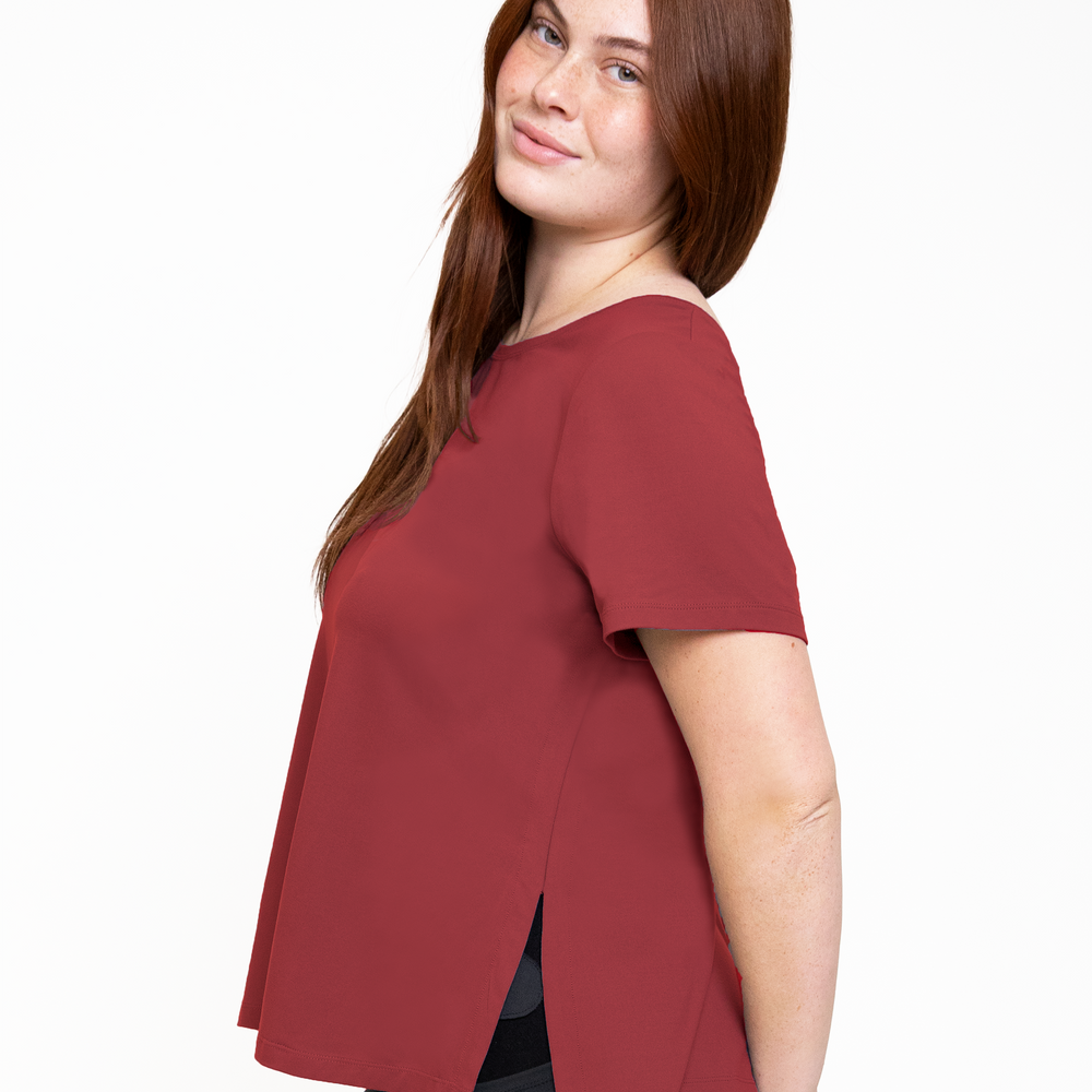 
                      
                        PAROS SIDE SLIT TEE-Red Pear
                      
                    