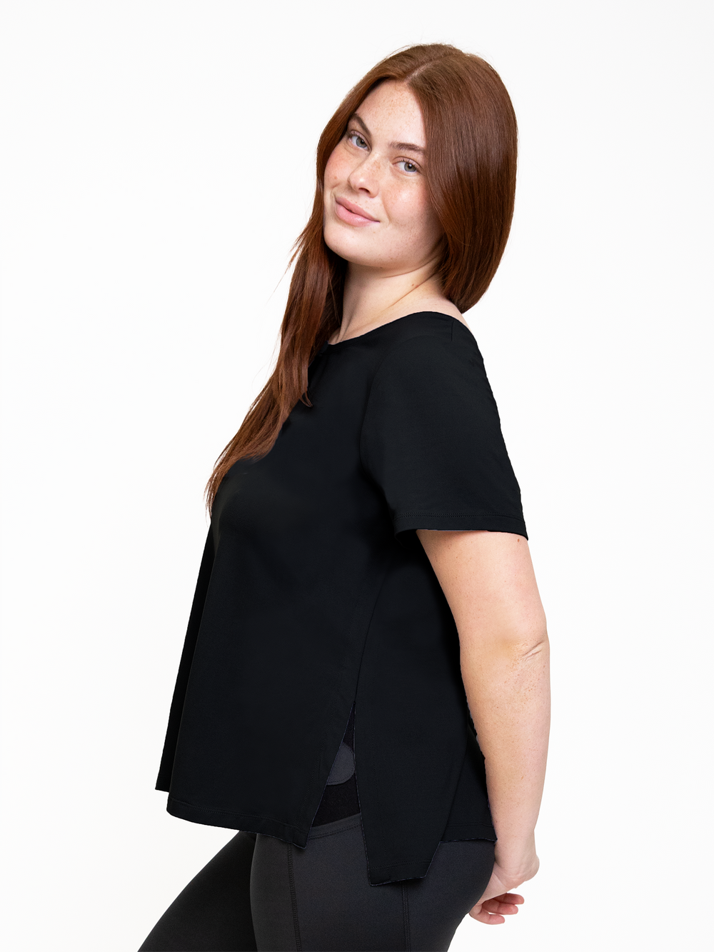 PAROS SIDE SLIT TEE-Endurance  Black