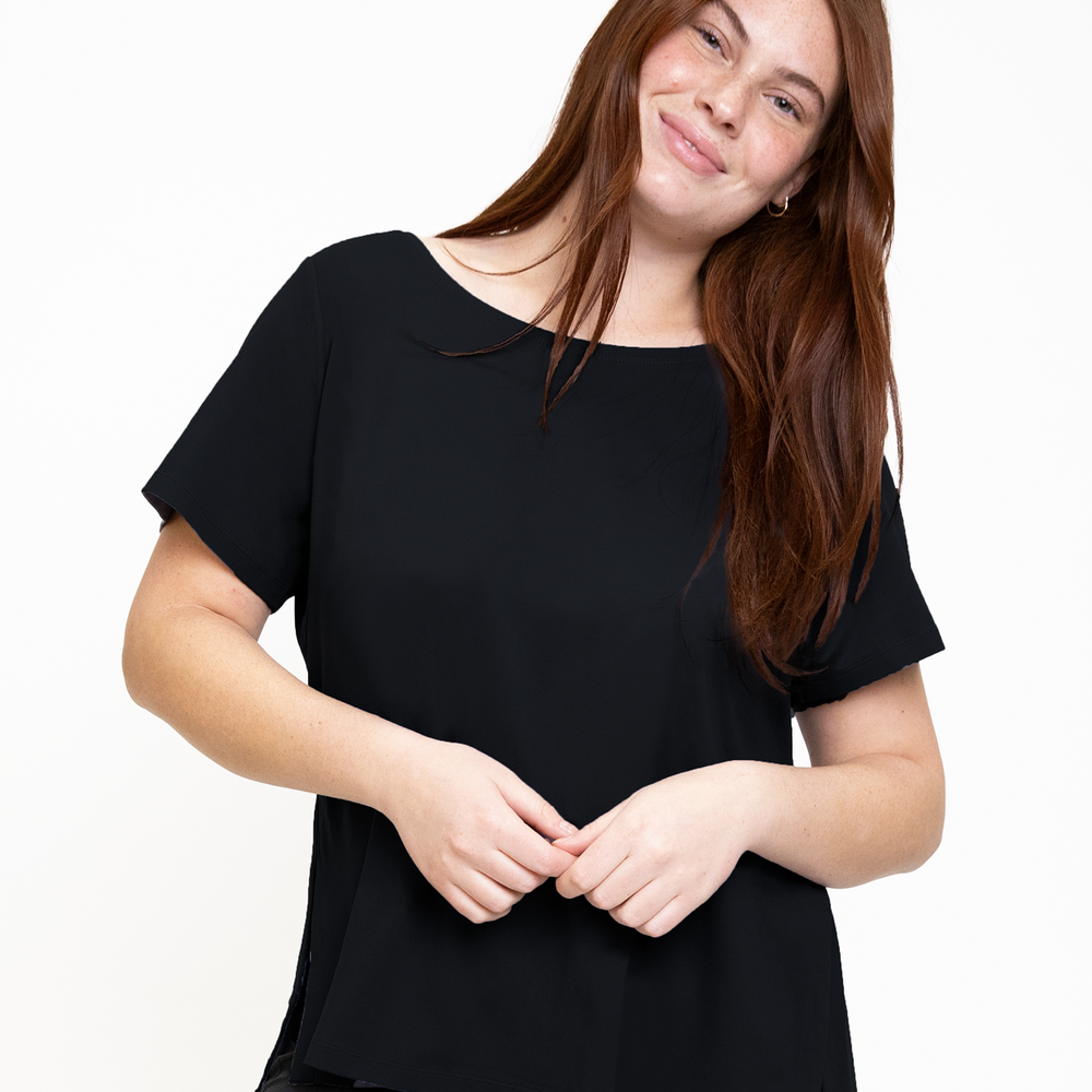 PAROS SIDE SLIT TEE-Endurance  Black